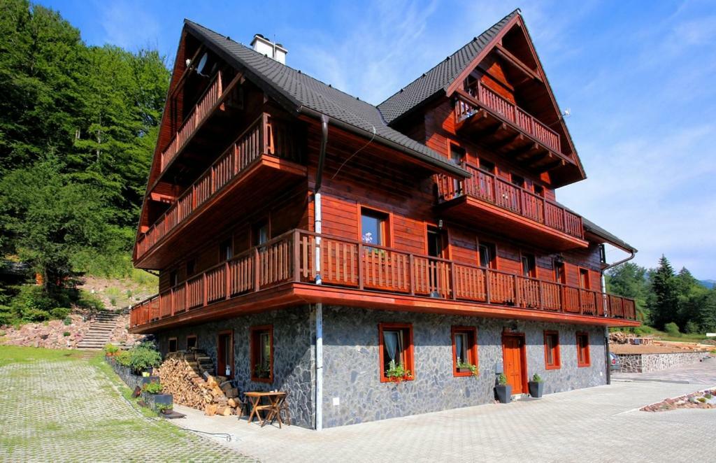 Bystra Apartments Deer And Wolf ภายนอก รูปภาพ